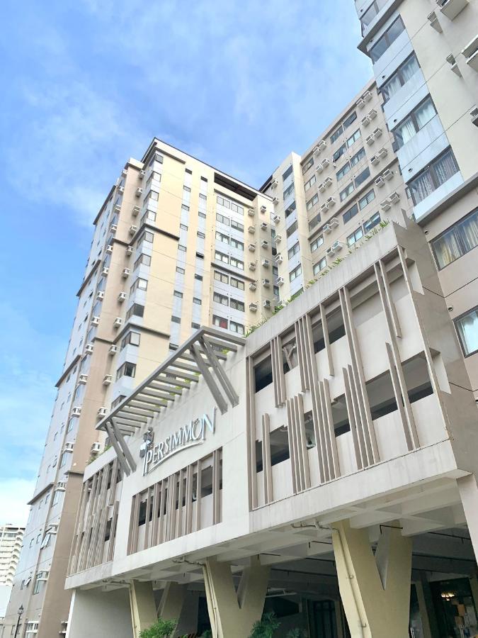 The Persimmon Studios Near Ayala And Sm City Cebu Exterior foto